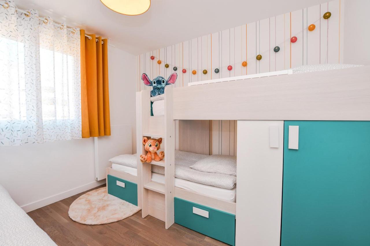 Perfect For Disney, Game Room, Rooftop, Parking Chessy  Ngoại thất bức ảnh