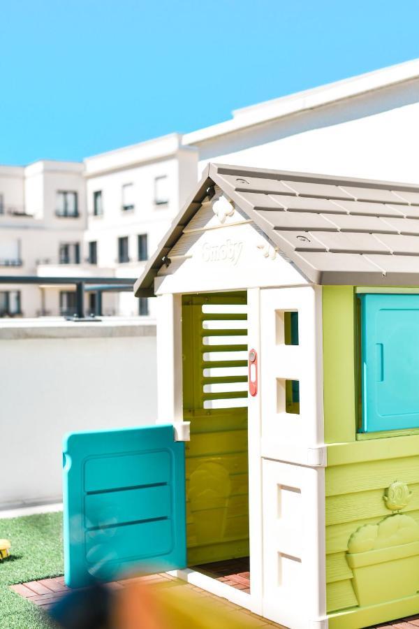 Perfect For Disney, Game Room, Rooftop, Parking Chessy  Ngoại thất bức ảnh
