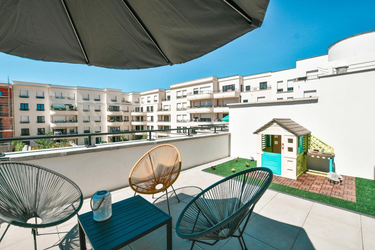 Perfect For Disney, Game Room, Rooftop, Parking Chessy  Ngoại thất bức ảnh